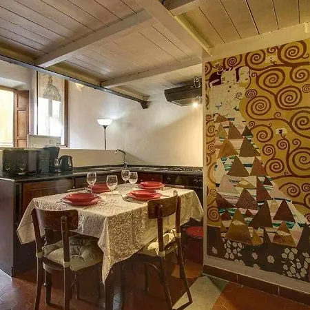 Two Bedrooms Near The Duomo