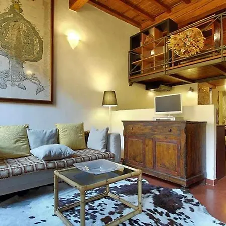 アパート Two Bedrooms Near The Duomo