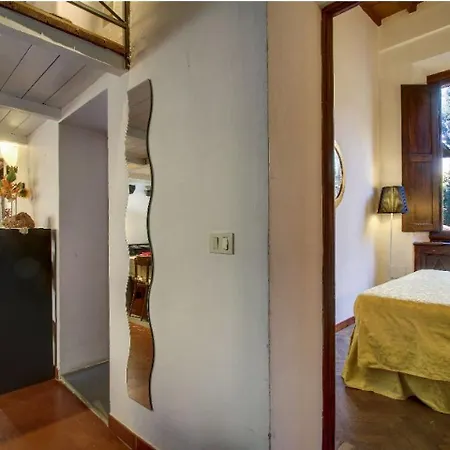 Two Bedrooms Near The Duomo * フィレンツェ